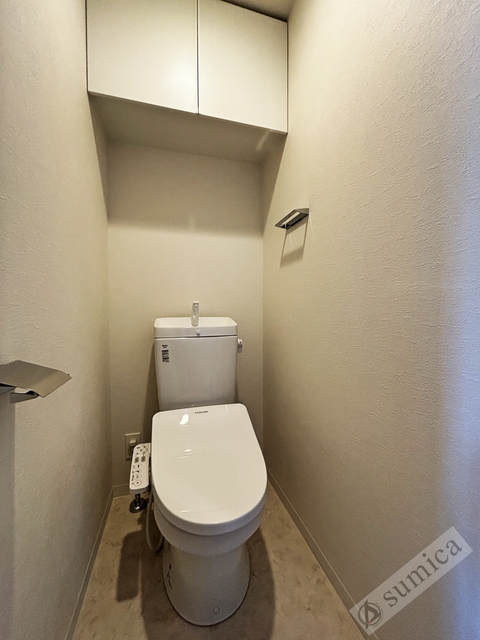 トイレ　温水洗浄便座付き♪♪