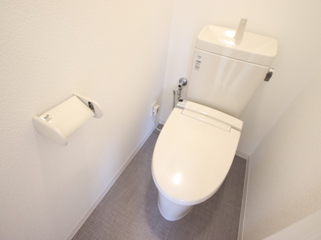 トイレ　別室の参考写真です。※現況優先