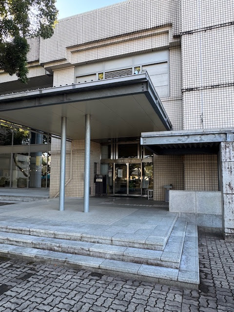 図書館　宮崎県立図書館（図書館）まで605m