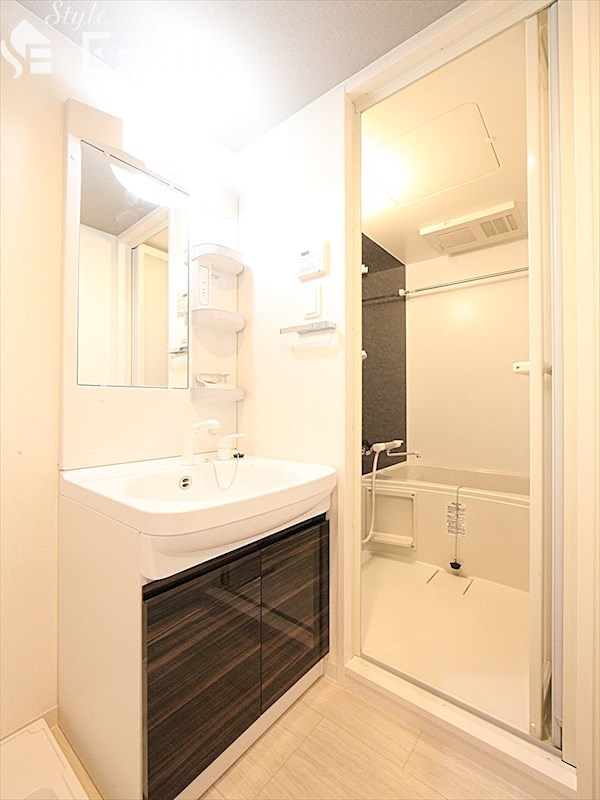 洗面設備　洗面所