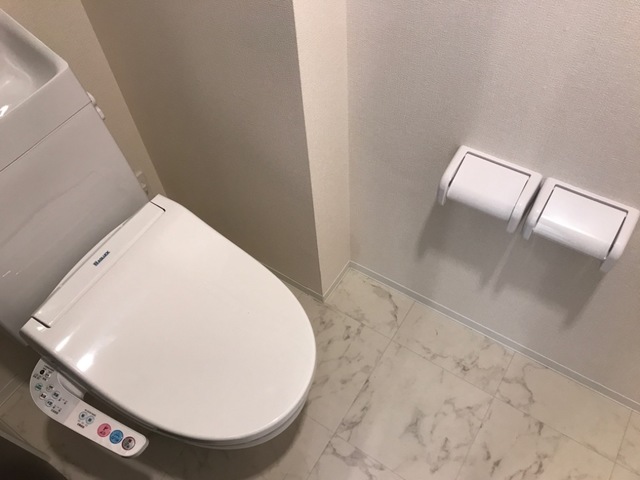 トイレ　※同タイプの写真です。