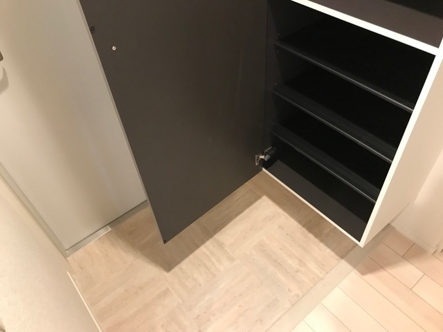 玄関　※同タイプの写真です。