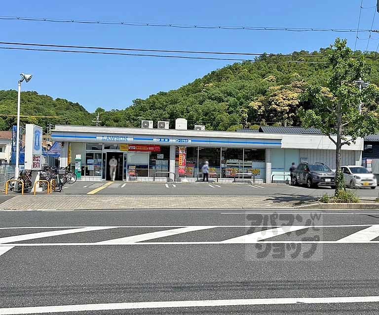 コンビニ　ローソン松ヶ崎駅前店（コンビニ）まで250m