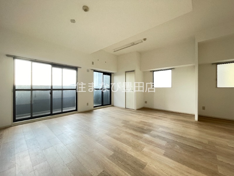 居室・リビング　別部屋写真