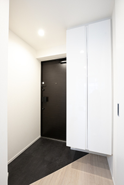 玄関　※写真は同タイプ住戸です。
