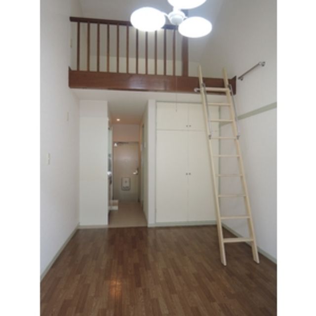 居室・リビング　収納