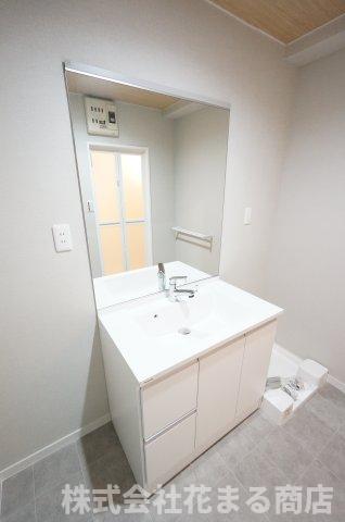 洗面設備　物件、駅でお待ち合わせでのご案内歓迎！