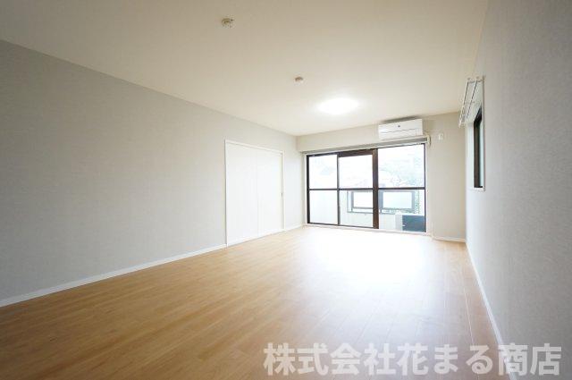 居室・リビング　物件、駅でお待ち合わせでのご案内歓迎！