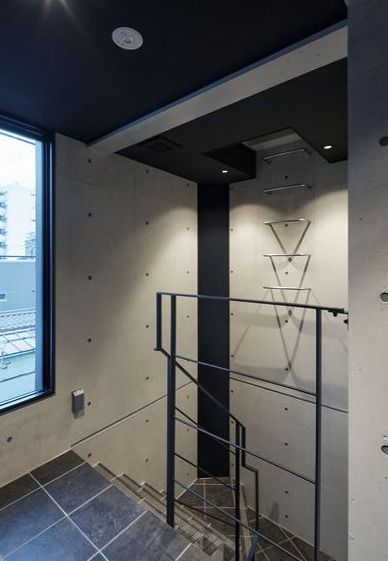 ロビー　■24時間セキュリティー