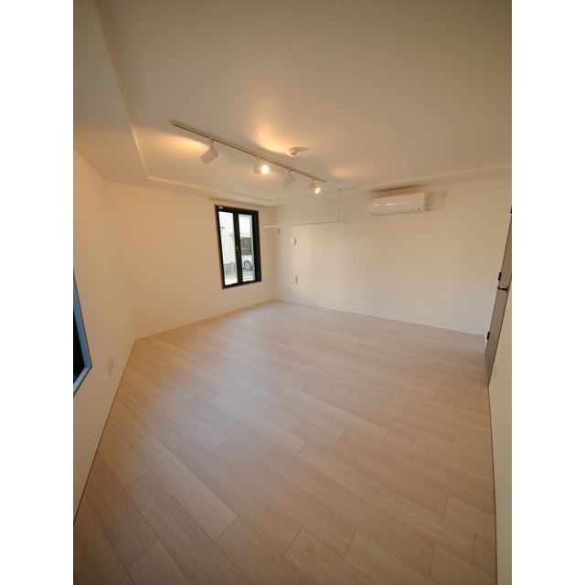 バルコニー　※全て別号室のお写真。内装等参考にしてください。