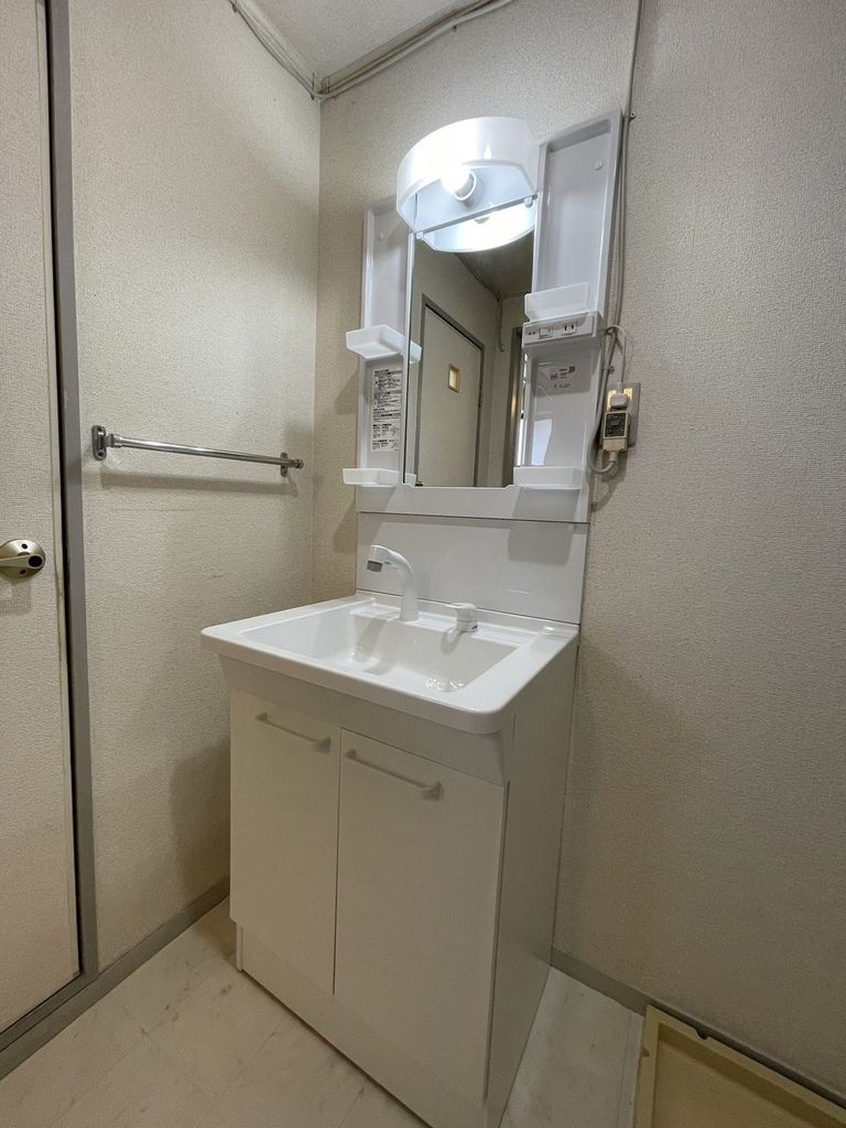 洗面設備　独立洗面台