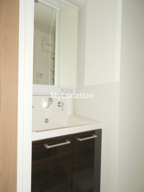 洗面設備　☆嬉しい独立洗面台です☆