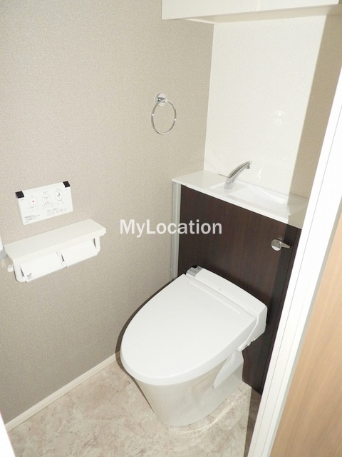 トイレ　☆清潔感のあるトイレです☆