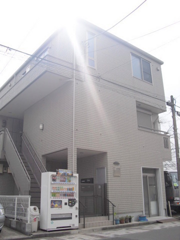 エントランス　耐震耐火性に優れた旭化成ヘーベルメゾン