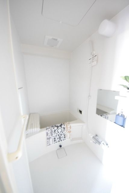 バス・シャワールーム　バス