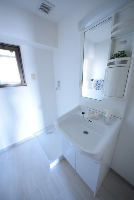 洗面設備　独立洗面台