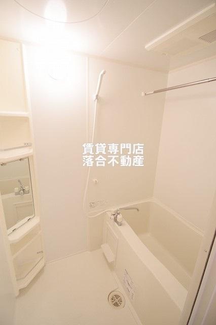 バス・シャワールーム　浴室乾燥機付き