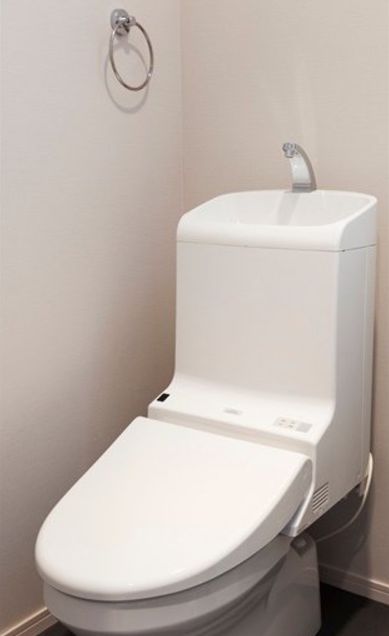 トイレ　同一仕様写真　温水洗浄便座☆