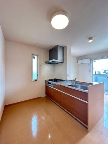 キッチン　別号室の写真です。ご参考までに