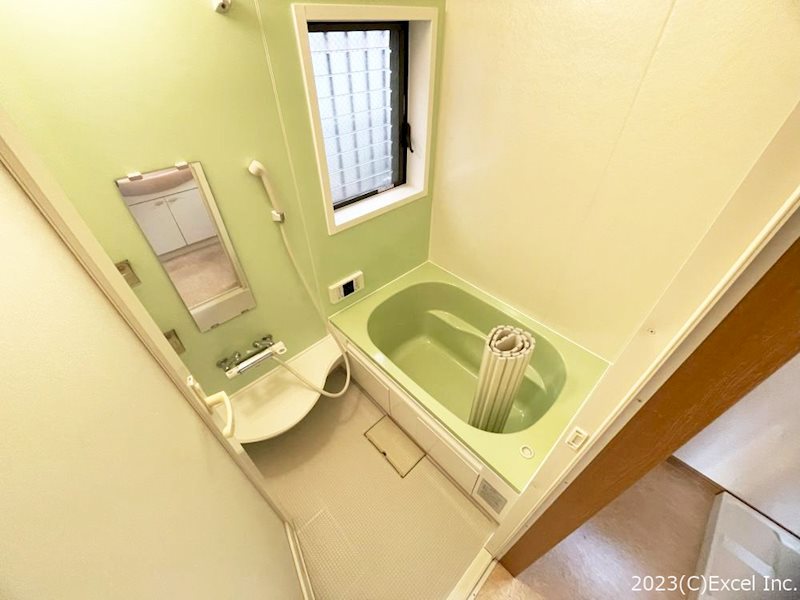 バス・シャワールーム　追い焚きバス