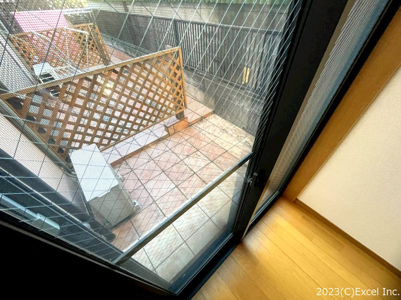 バルコニー　電動シャッター付き