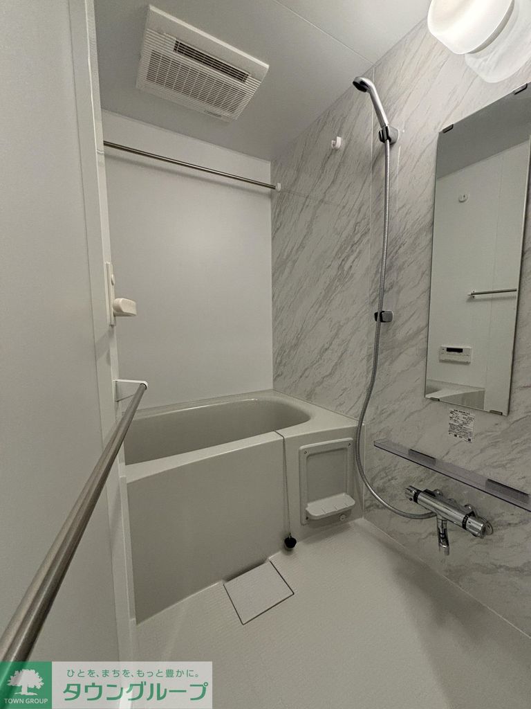 バス・シャワールーム　バス