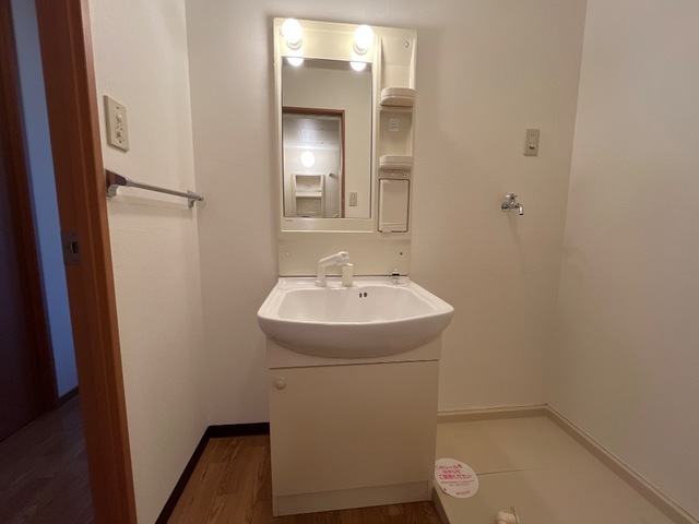 洗面設備　洗髪洗面化粧台