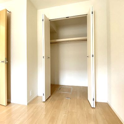 収納　※写真は別号室のものですので現状優先とさせていただきます