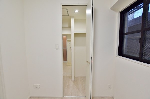 収納　★ウォークスルークローゼット★