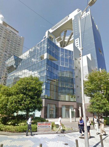 コンビニ　ファミリーマート 新梅田スカイビル前店（コンビニ）まで402m