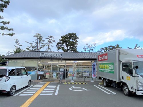 コンビニ　ローソン 浜寺公園店（コンビニ）まで590m