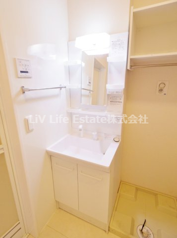 洗面設備　同仕様参考写真