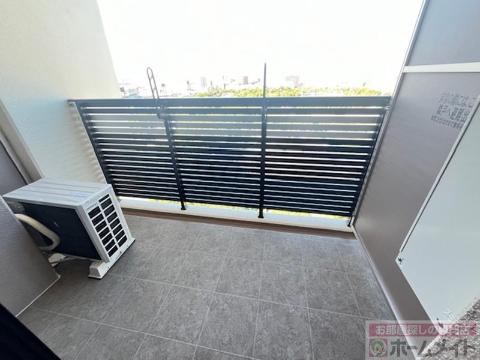 バルコニー　ベランダ