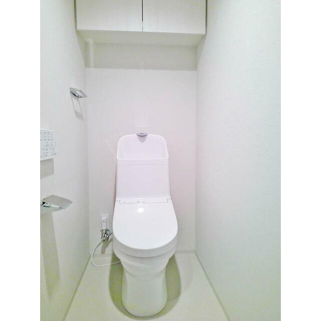 トイレ　温水洗浄便座