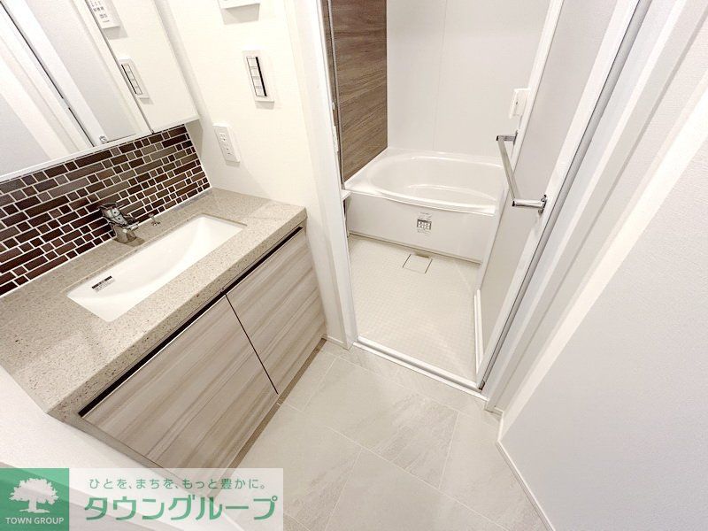 洗面設備　お部屋探しは株式会社　タウンハウジング　までお気軽にお問合…