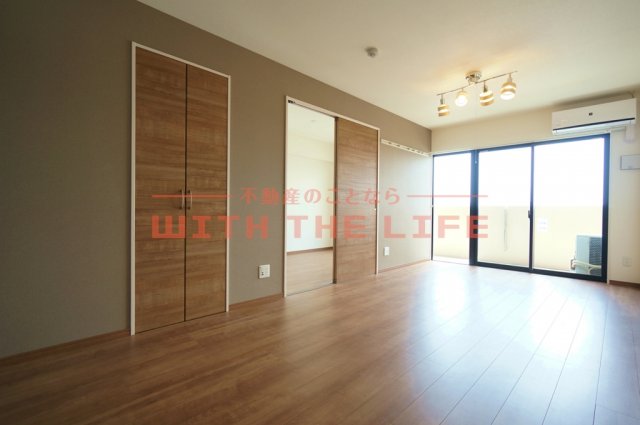 居室・リビング　ゆったり過ごせる居間です