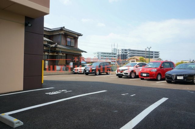 駐車場　駐車スペースもあります