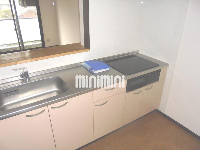 キッチン　カウンターキッチン。