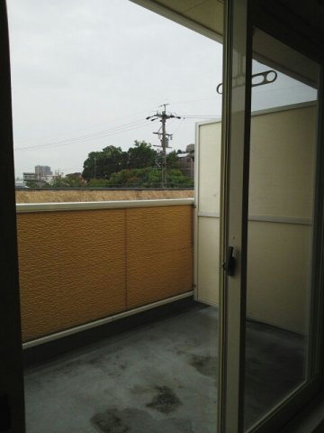 バルコニー　落ち着いた時間を過ごせるバルコニーです