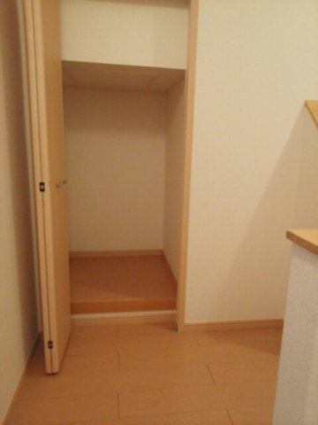 収納　たっぷりとした収納スペースです