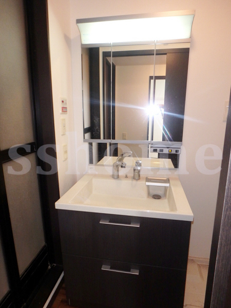 洗面設備　シャンプードレッサー