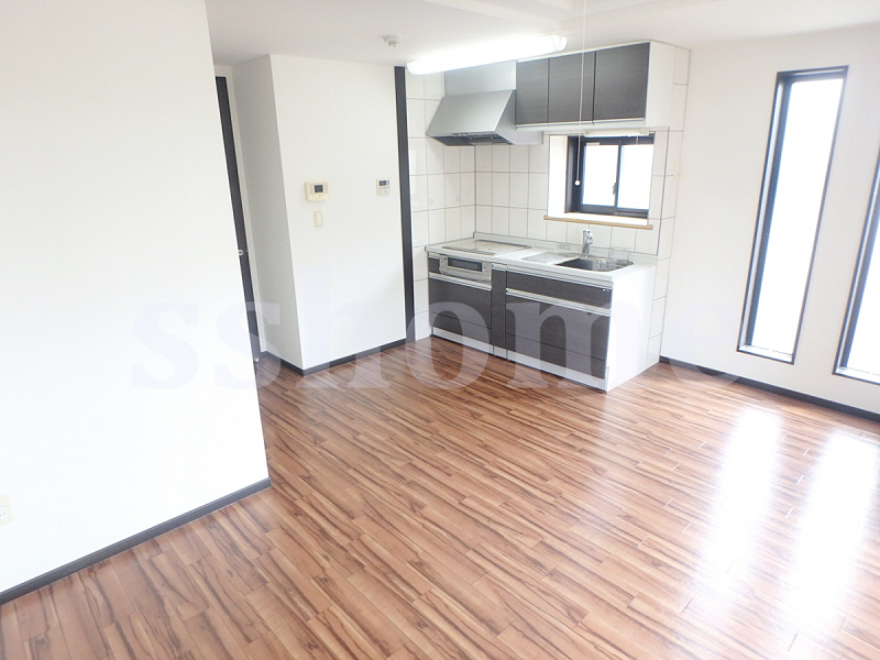 居室・リビング　日当たり良好の室内です☆