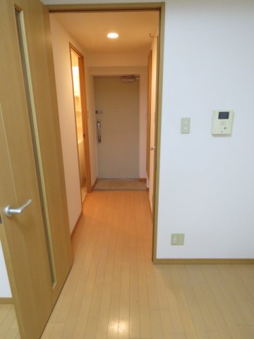 セキュリティ　オートロック付き