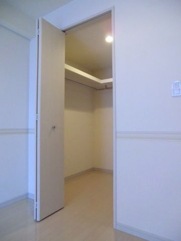 収納　たっぷりウォークインＣＬ