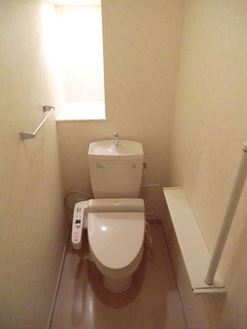 トイレ　ウォシュレット