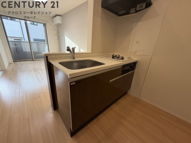 キッチン　コンパクトなキッチンで掃除もラクラク