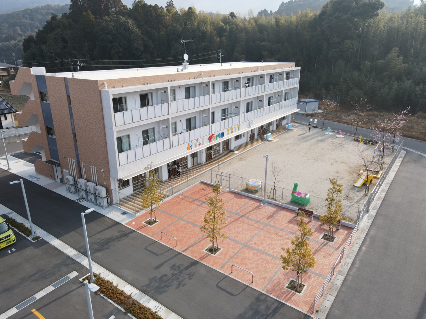 幼稚園・保育園　愛こども園（幼稚園・保育園）まで85m