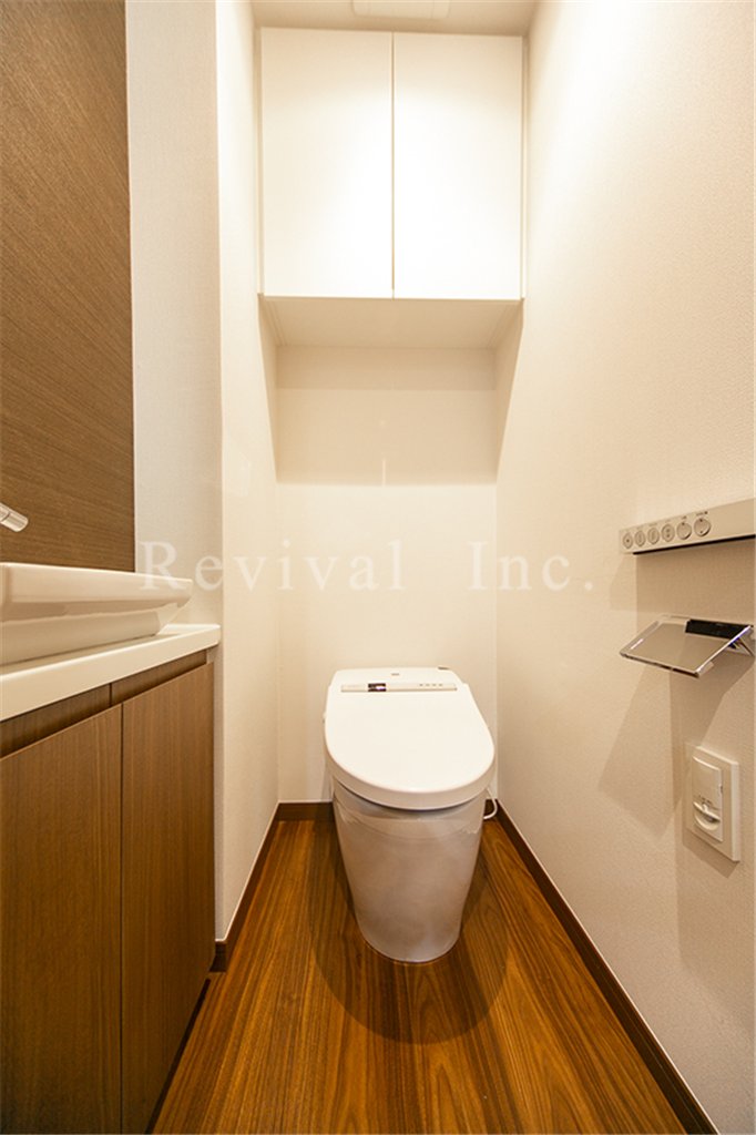 トイレ　清潔感あるお手洗いでございます