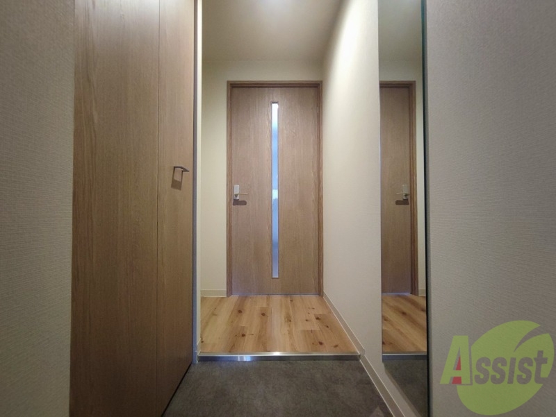 玄関　玄関から見た景色はこちらです。イメージできますか。