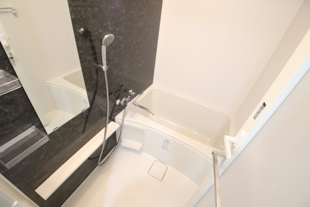 バス・シャワールーム　※別号室の参考写真です※